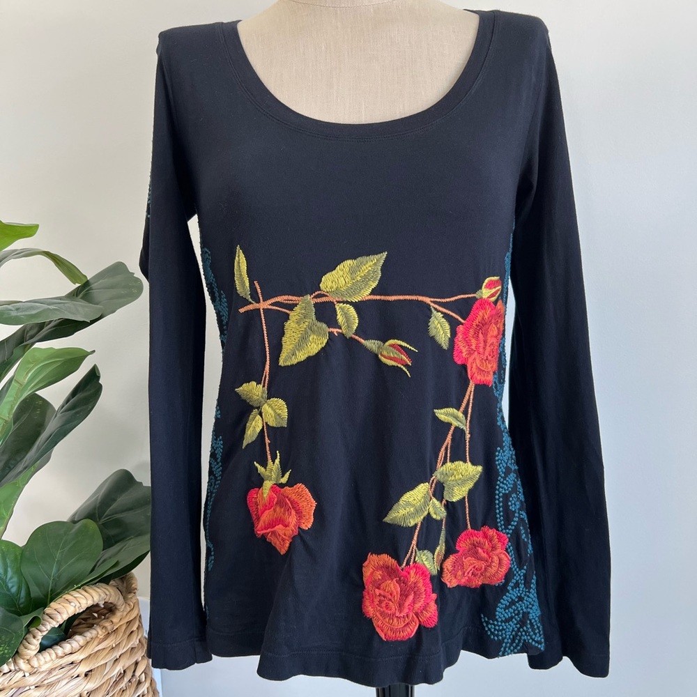 JOHNNY WAS Los Angeles size small women’s top black long sleeve shirt